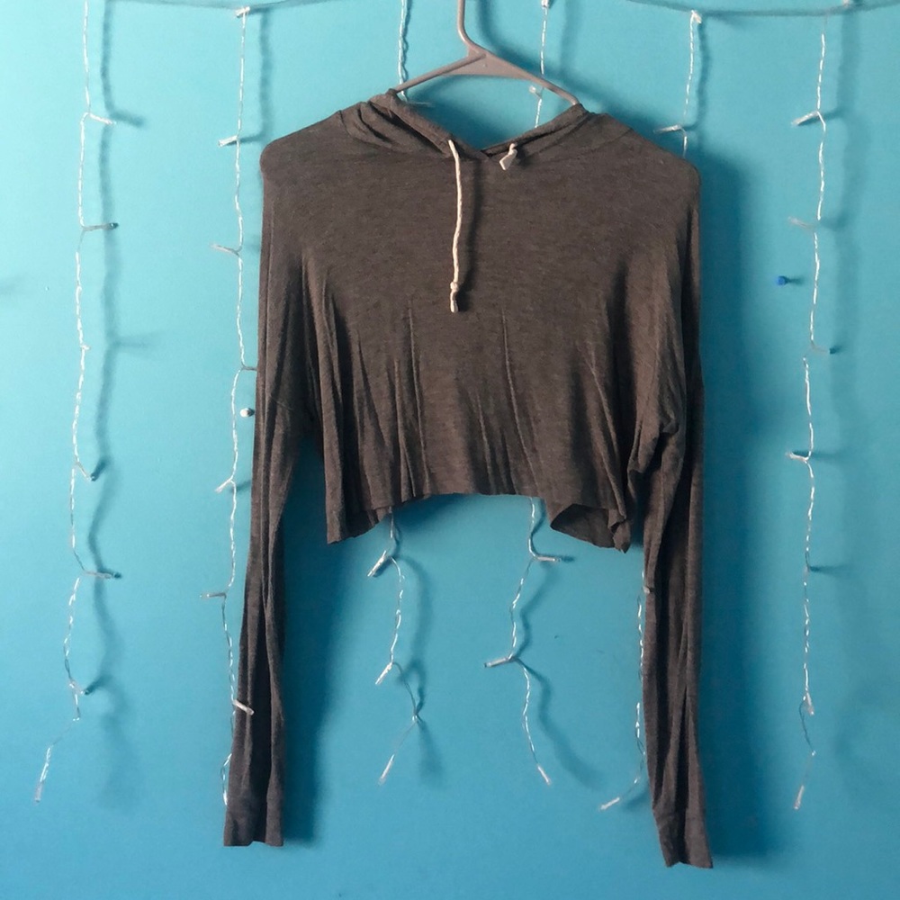 cropped pullover